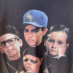 Gildan Black Heavy Cotton T-Shirt with Size Tag